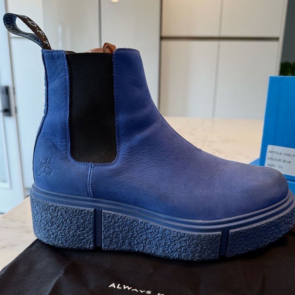 John Fluevog Piccolomini Blue Platform Chelsea Boots - Picture 9 of 12